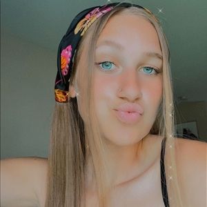 Meet your Posher, Gabrielle